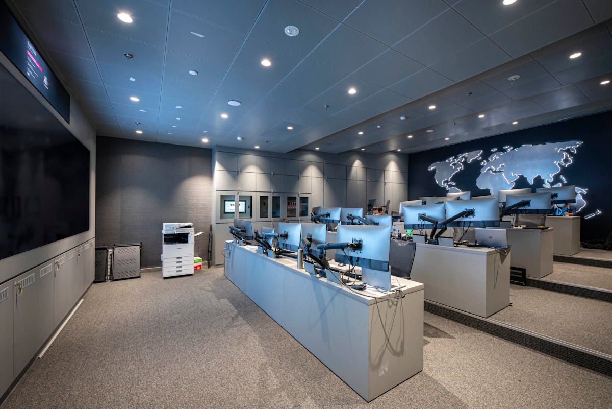 Modern network operations center providing enterprise IT support