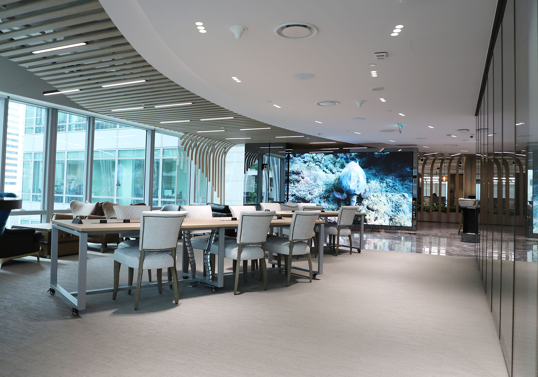 Best Virtual Offices Singapore reception and workspace in Singapore business center