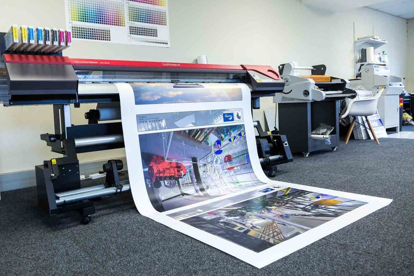 Printing services Singapore producing high-quality marketing graphics