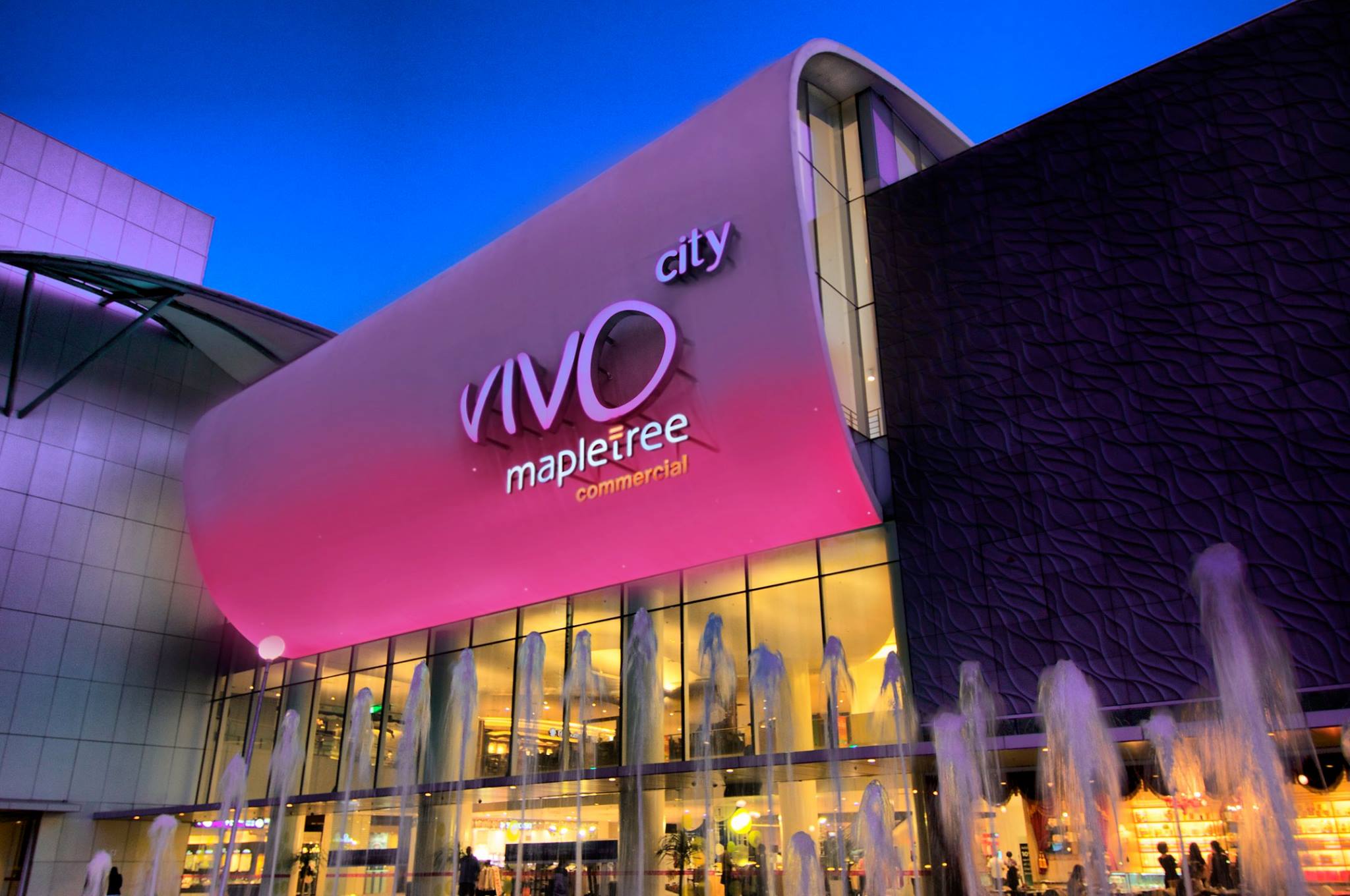 VivoCity shopping mall in Singapore at night